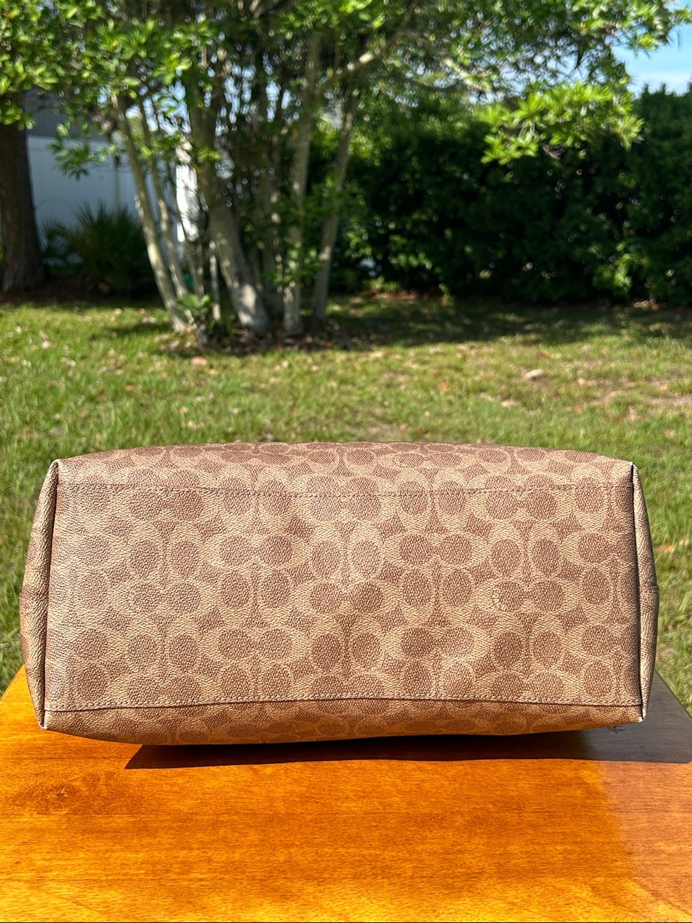 Coach signature top zip tote bag - Picture 7 of 16